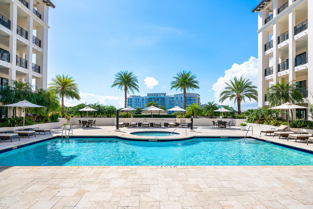 待售: $2,795,000 (2 贝兹, 2 浴室, 2265 平方英尺)