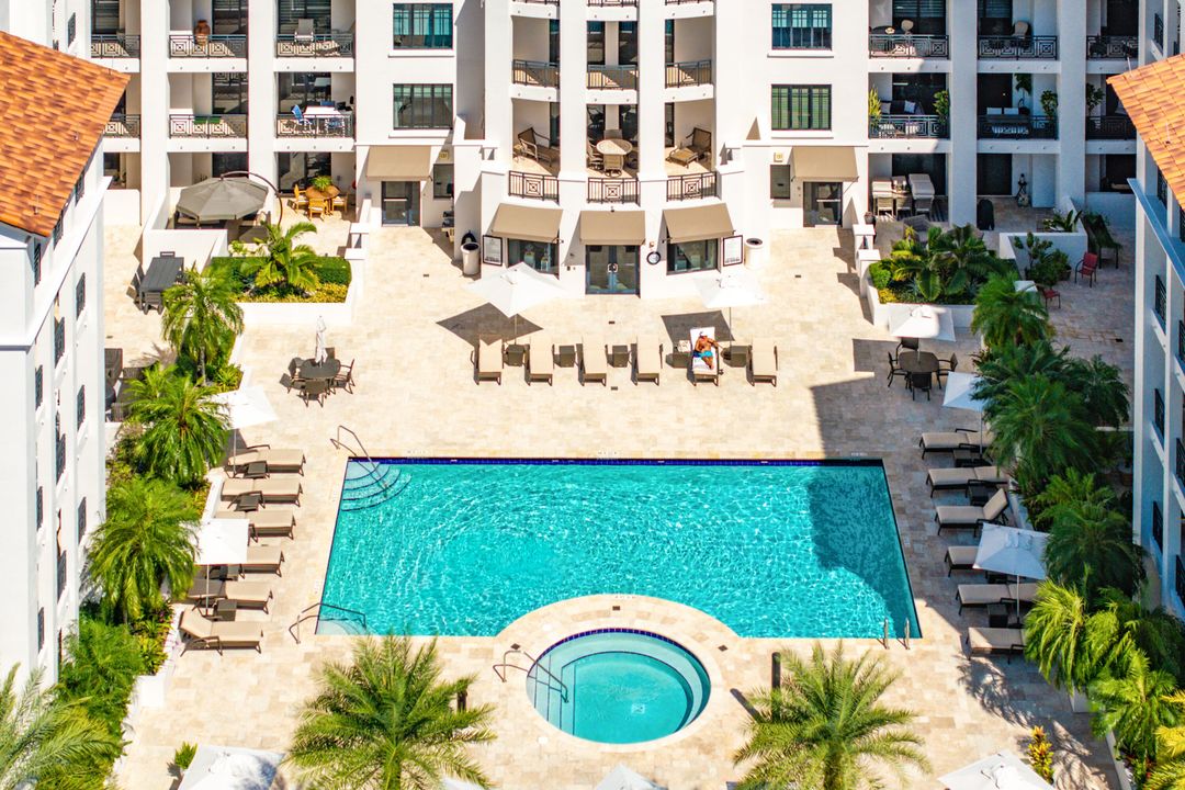 待售: $2,795,000 (2 贝兹, 2 浴室, 2265 平方英尺)