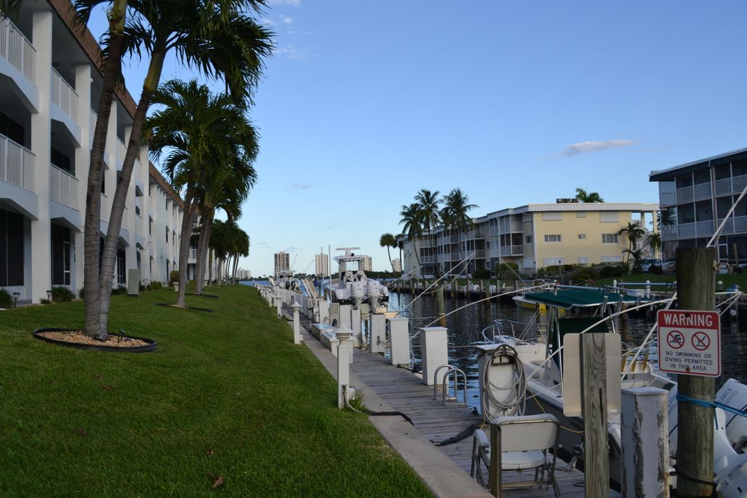 For Rent: $2,300 (2 beds, 2 baths, 1150 Square Feet)