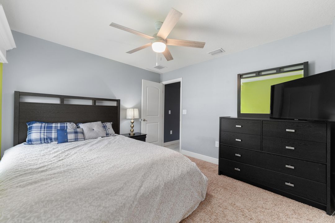 For Sale: $600,000 (4 beds, 3 baths, 2307 Square Feet)