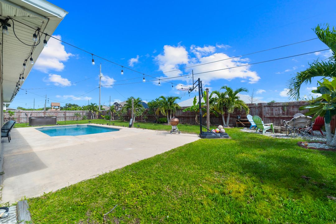 For Sale: $600,000 (4 beds, 3 baths, 2307 Square Feet)