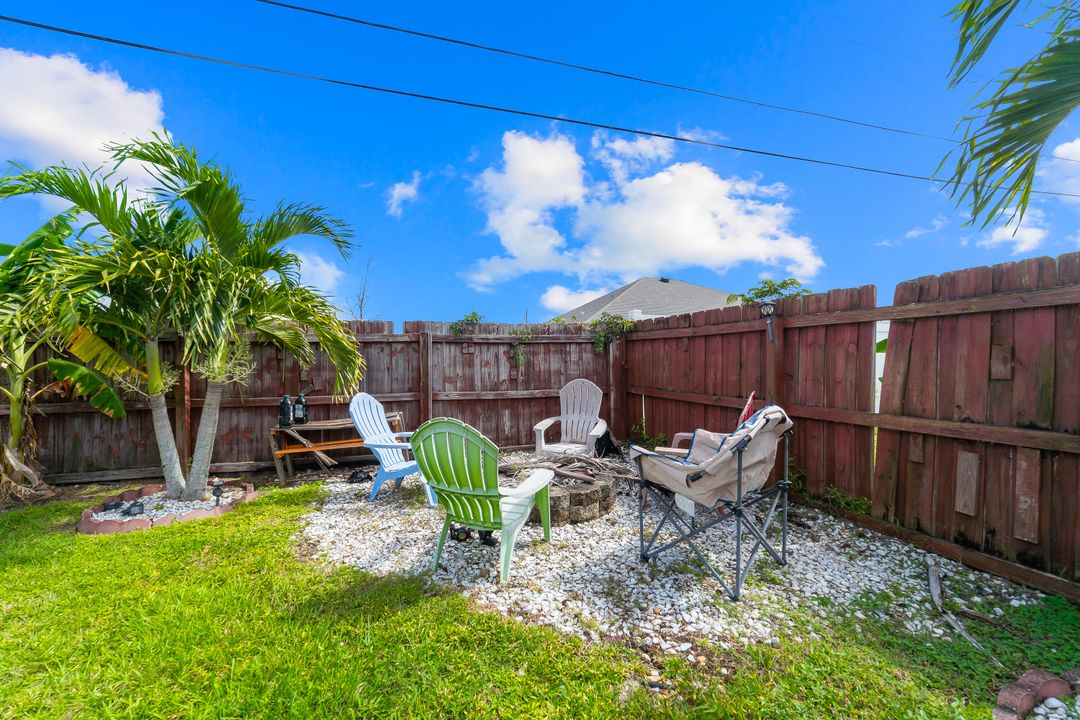 For Sale: $600,000 (4 beds, 3 baths, 2307 Square Feet)