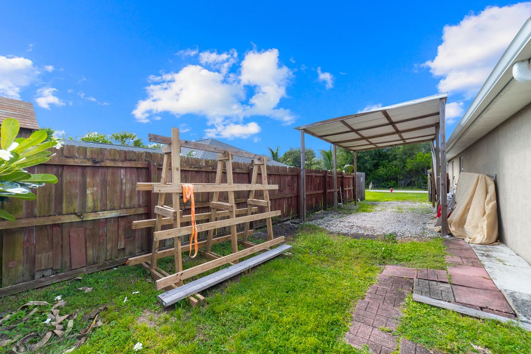 For Sale: $600,000 (4 beds, 3 baths, 2307 Square Feet)