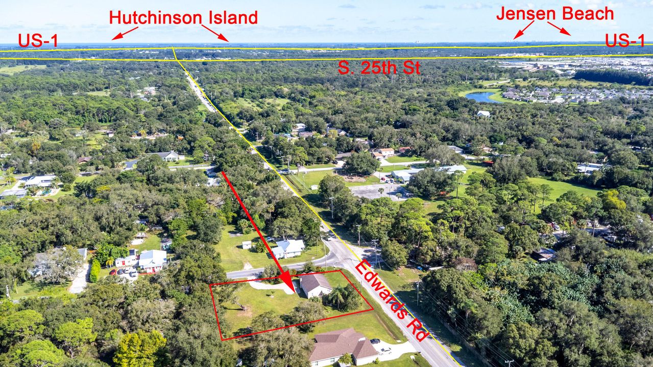 For Sale: $245,000 (2 beds, 1 baths, 1140 Square Feet)