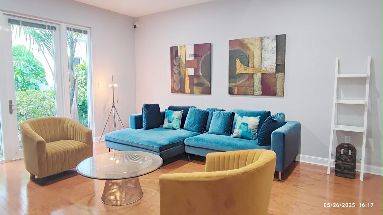 For Sale: $785,000 (4 beds, 3 baths, 2318 Square Feet)