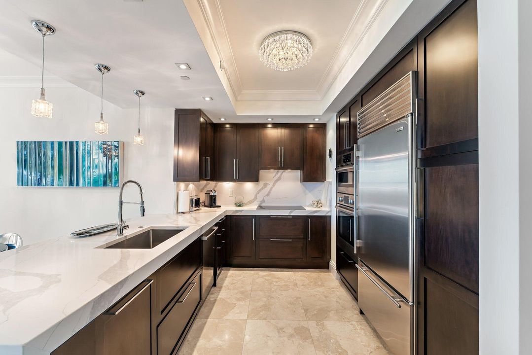 В аренду: $20,000 (2 спален, 2 ванн, 1920 Квадратных фут)