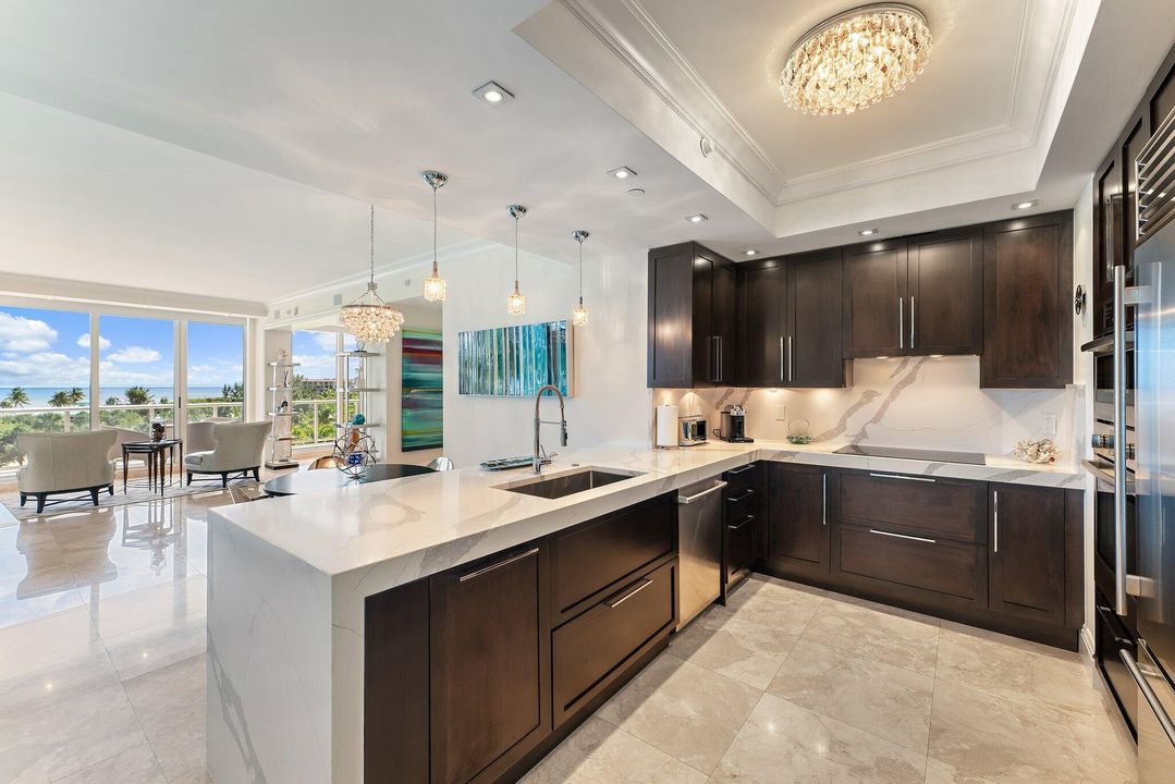 В аренду: $20,000 (2 спален, 2 ванн, 1920 Квадратных фут)