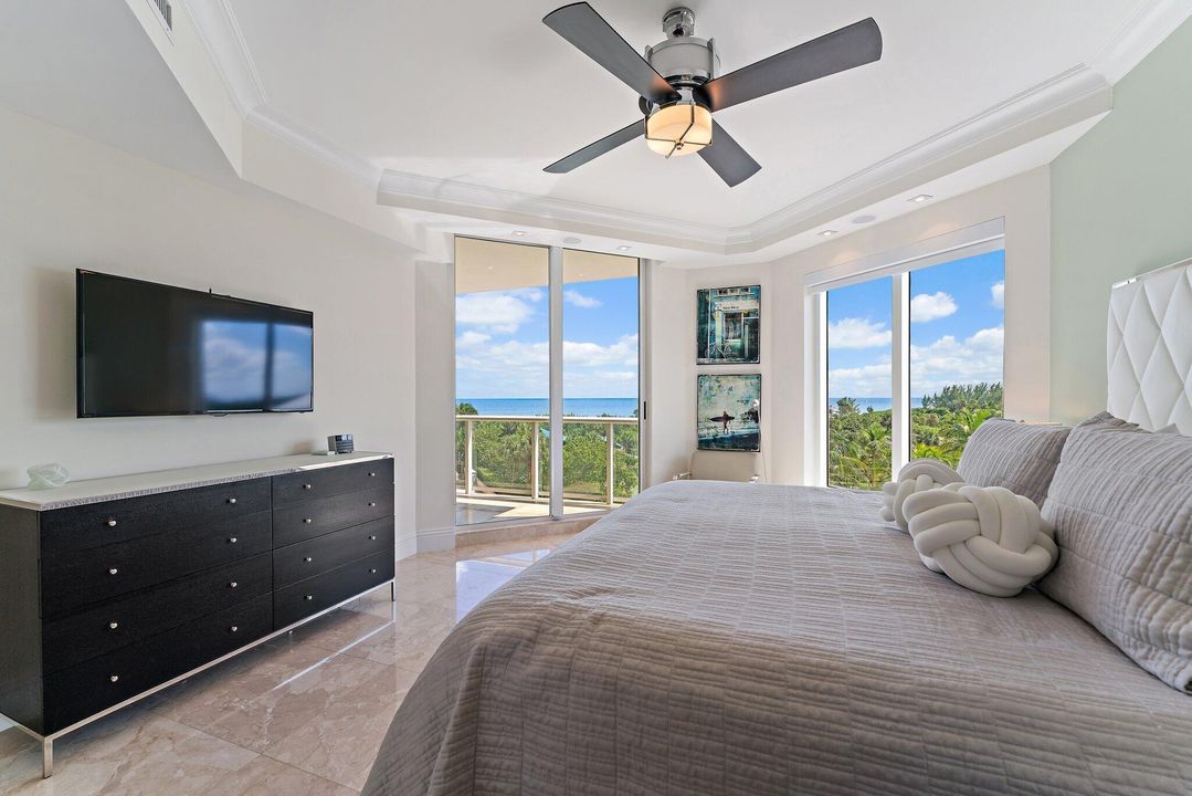 В аренду: $20,000 (2 спален, 2 ванн, 1920 Квадратных фут)