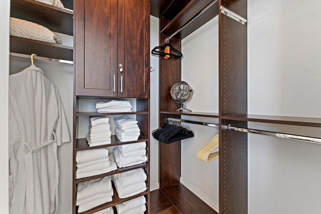 В аренду: $20,000 (2 спален, 2 ванн, 1920 Квадратных фут)