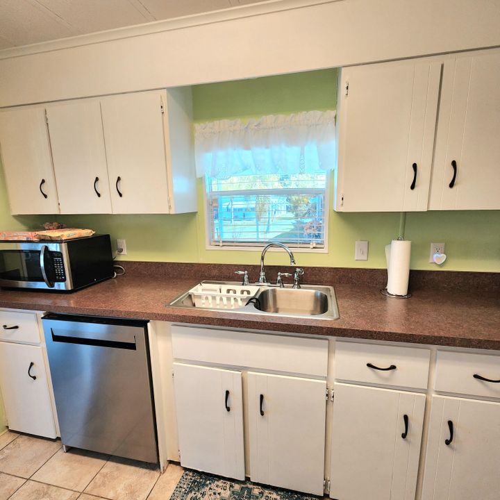 For Sale: $45,000 (2 beds, 2 baths, 1564 Square Feet)