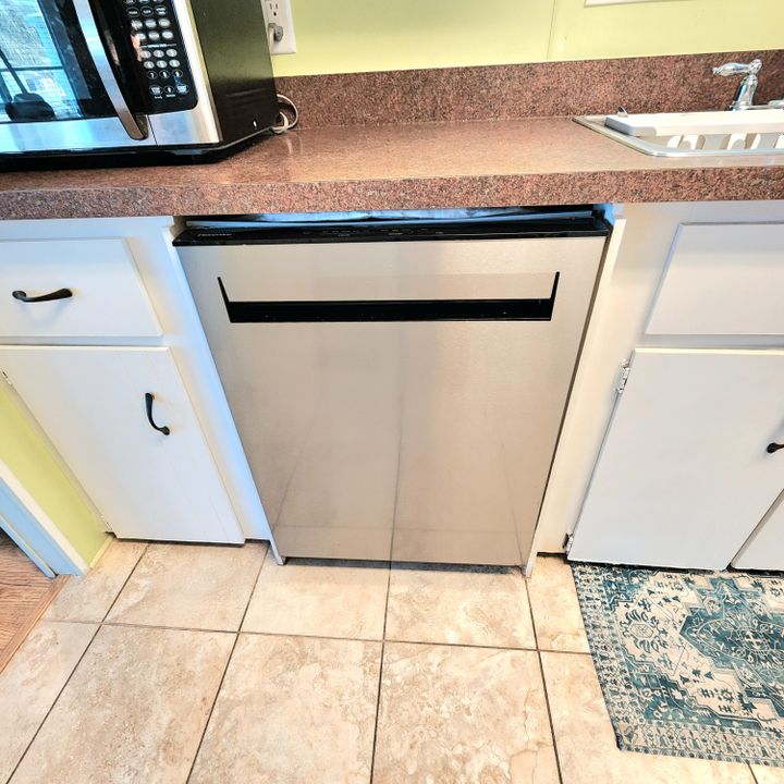 For Sale: $45,000 (2 beds, 2 baths, 1564 Square Feet)