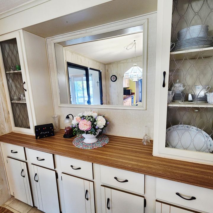 For Sale: $45,000 (2 beds, 2 baths, 1564 Square Feet)