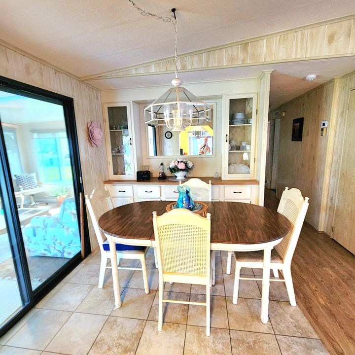 For Sale: $45,000 (2 beds, 2 baths, 1564 Square Feet)