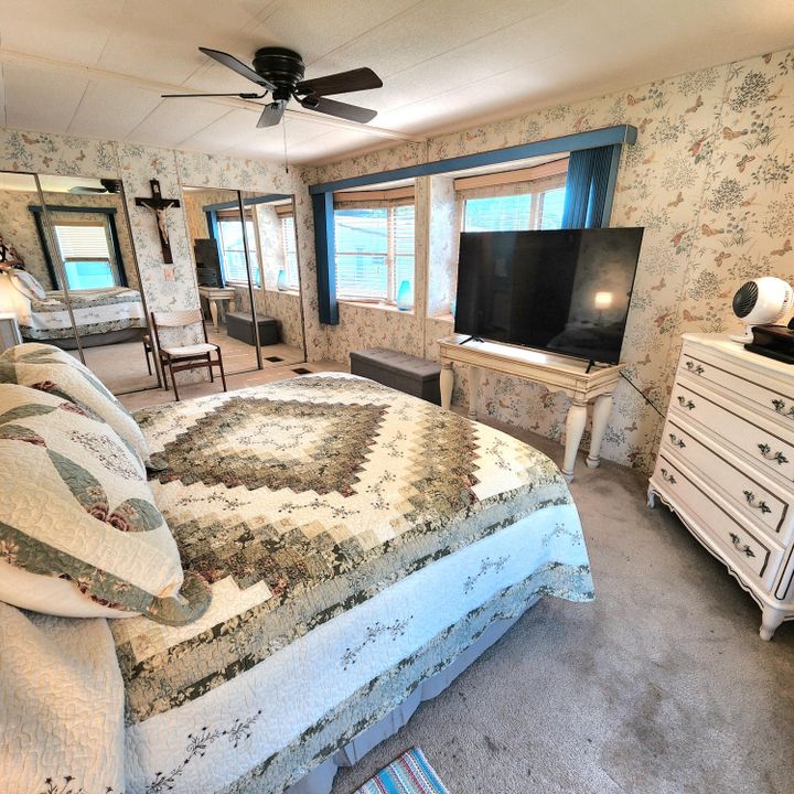 For Sale: $45,000 (2 beds, 2 baths, 1564 Square Feet)