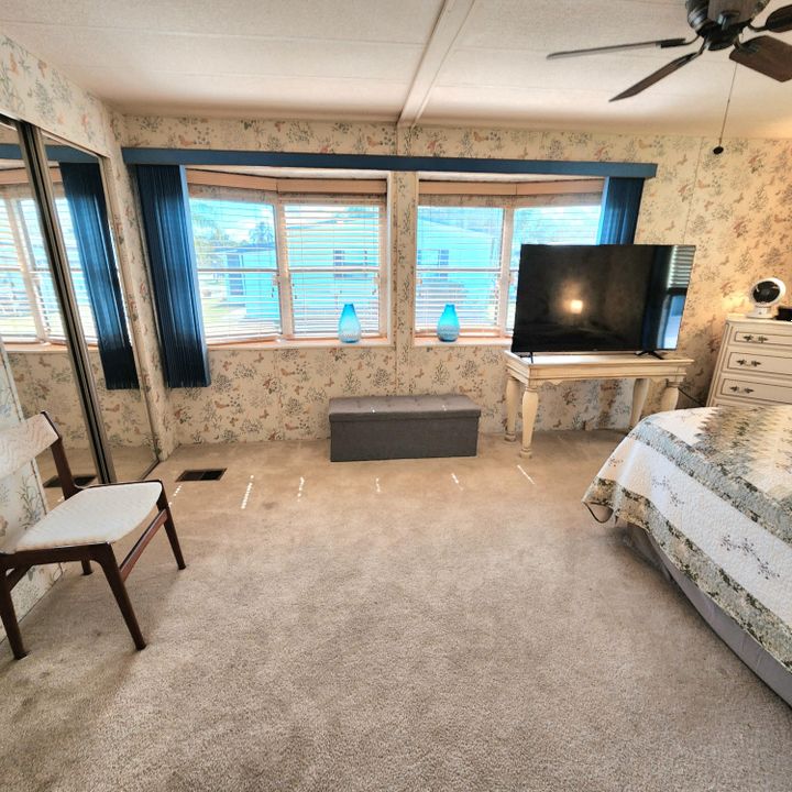 For Sale: $45,000 (2 beds, 2 baths, 1564 Square Feet)