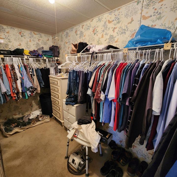 For Sale: $45,000 (2 beds, 2 baths, 1564 Square Feet)