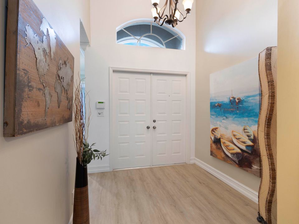 For Sale: $448,900 (3 beds, 2 baths, 2073 Square Feet)