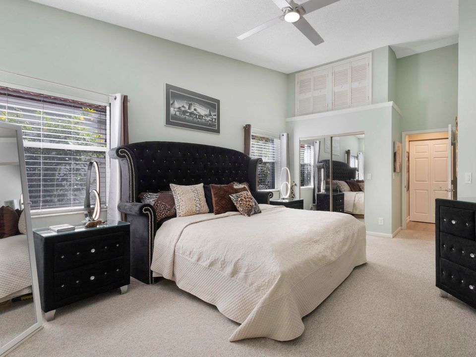 For Sale: $448,900 (3 beds, 2 baths, 2073 Square Feet)