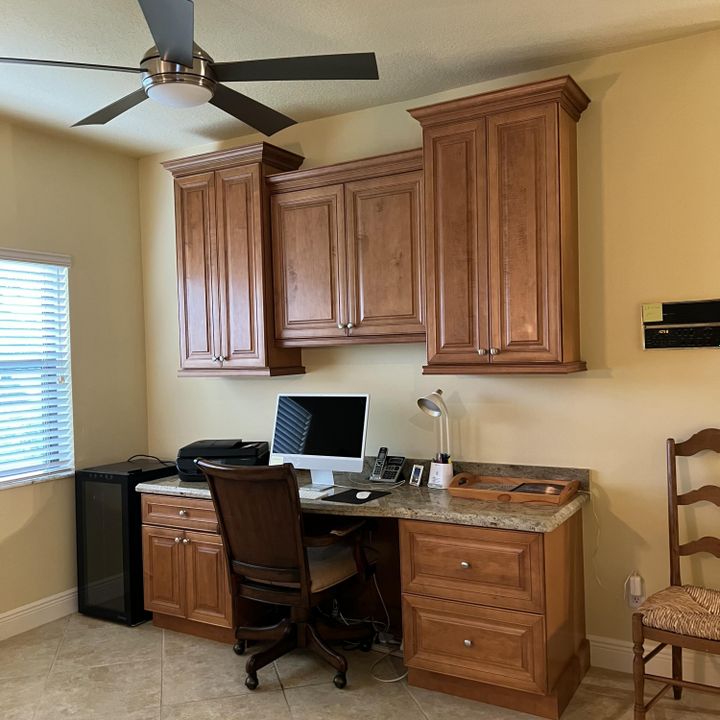 Active With Contract: $725,000 (2 beds, 2 baths, 2023 Square Feet)