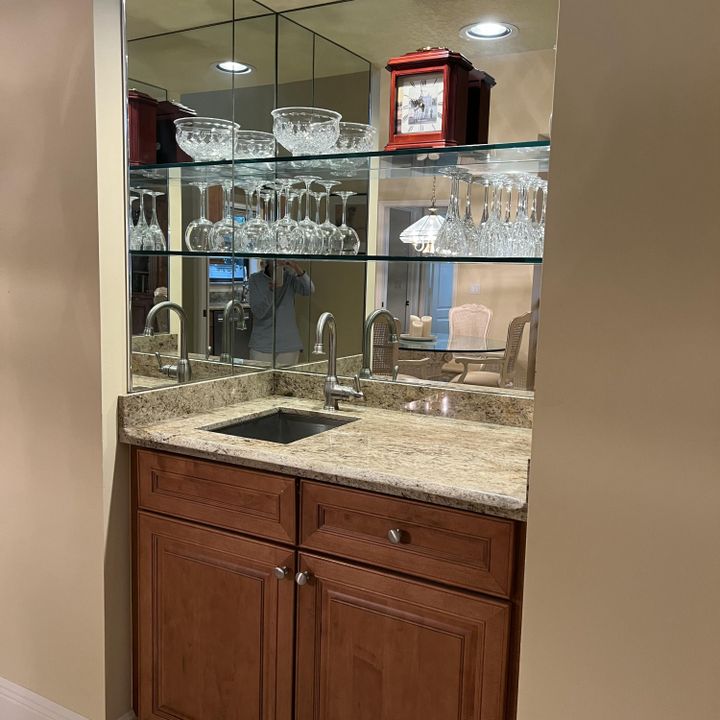 Active With Contract: $725,000 (2 beds, 2 baths, 2023 Square Feet)