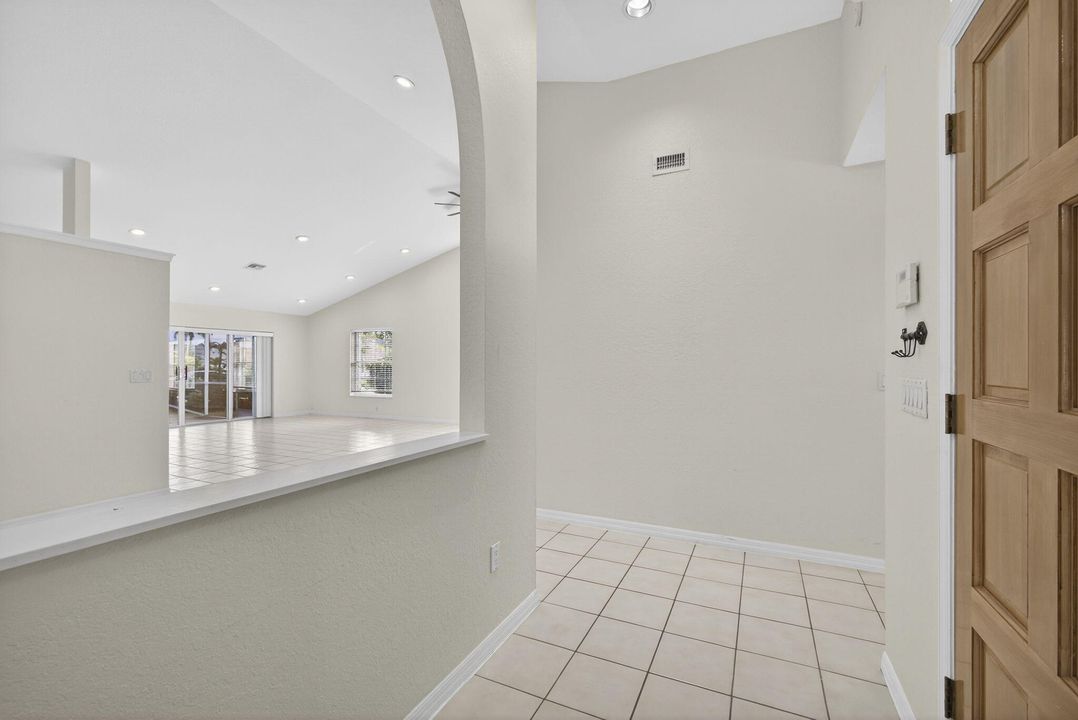 For Rent: $3,300 (3 beds, 2 baths, 2041 Square Feet)