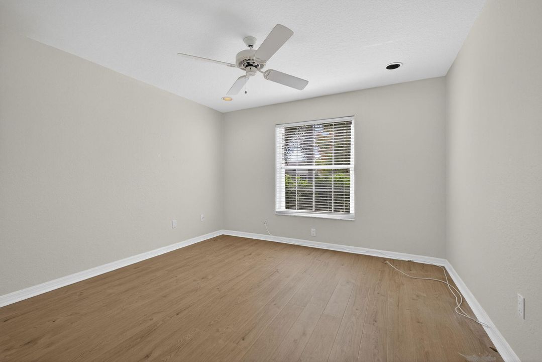 For Rent: $3,300 (3 beds, 2 baths, 2041 Square Feet)