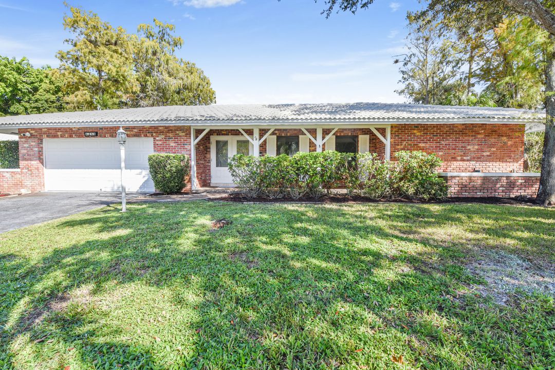 Active With Contract: $615,000 (3 beds, 2 baths, 2145 Square Feet)