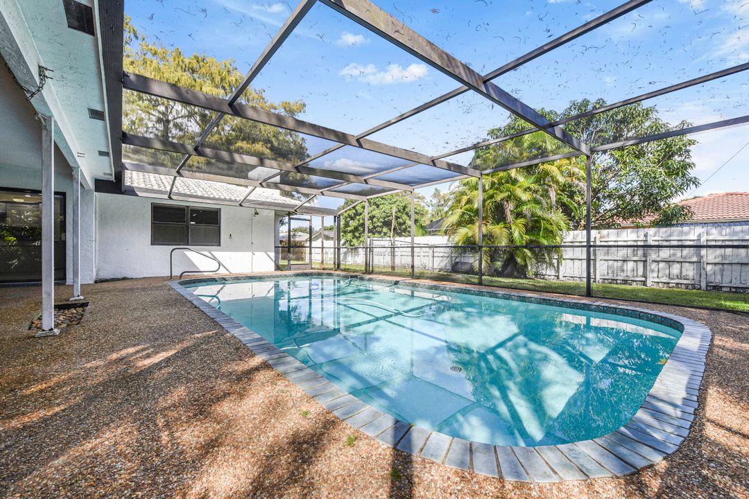 Active With Contract: $615,000 (3 beds, 2 baths, 2145 Square Feet)