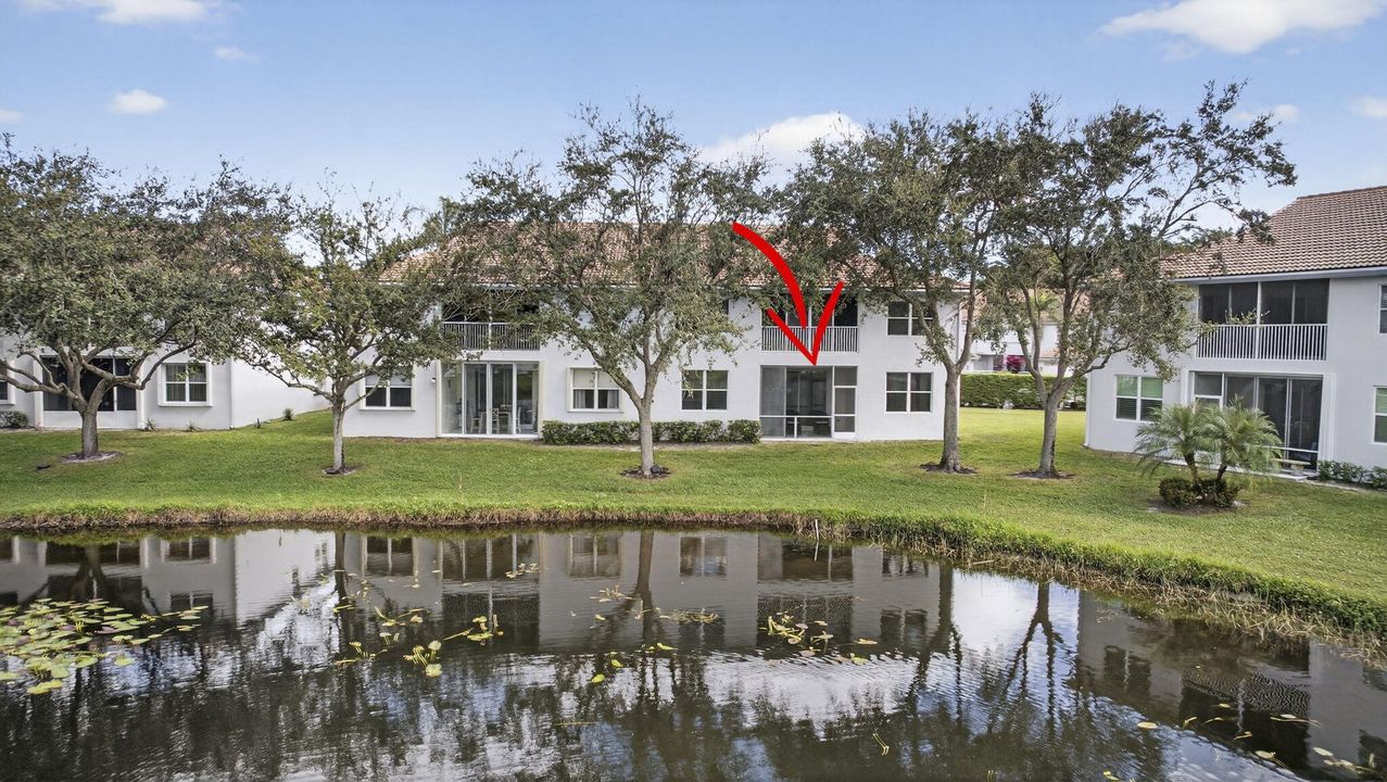 合同活跃: $359,900 (3 贝兹, 2 浴室, 1400 平方英尺)