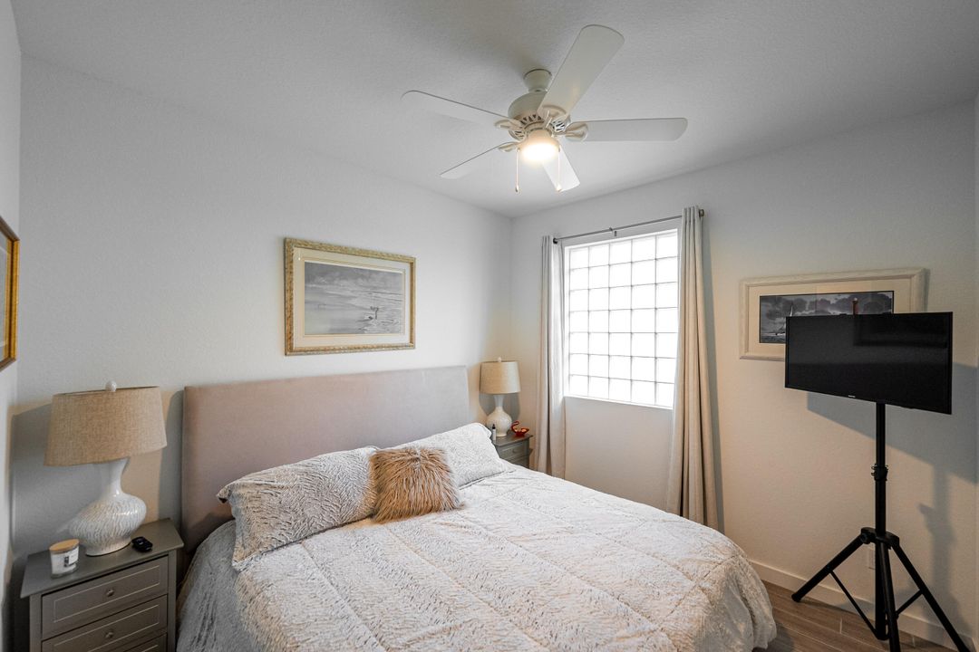 Под контрактом: $610,000 (3 спален, 2 ванн, 1730 Квадратных фут)