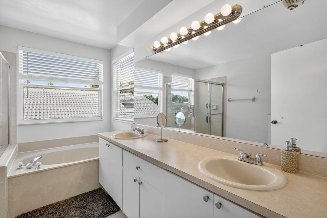 For Sale: $559,900 (3 beds, 2 baths, 2132 Square Feet)