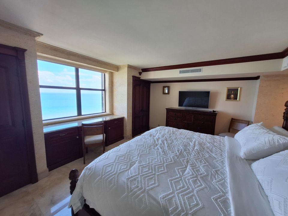 For Rent: $6,000 (3 beds, 3 baths, 1617 Square Feet)