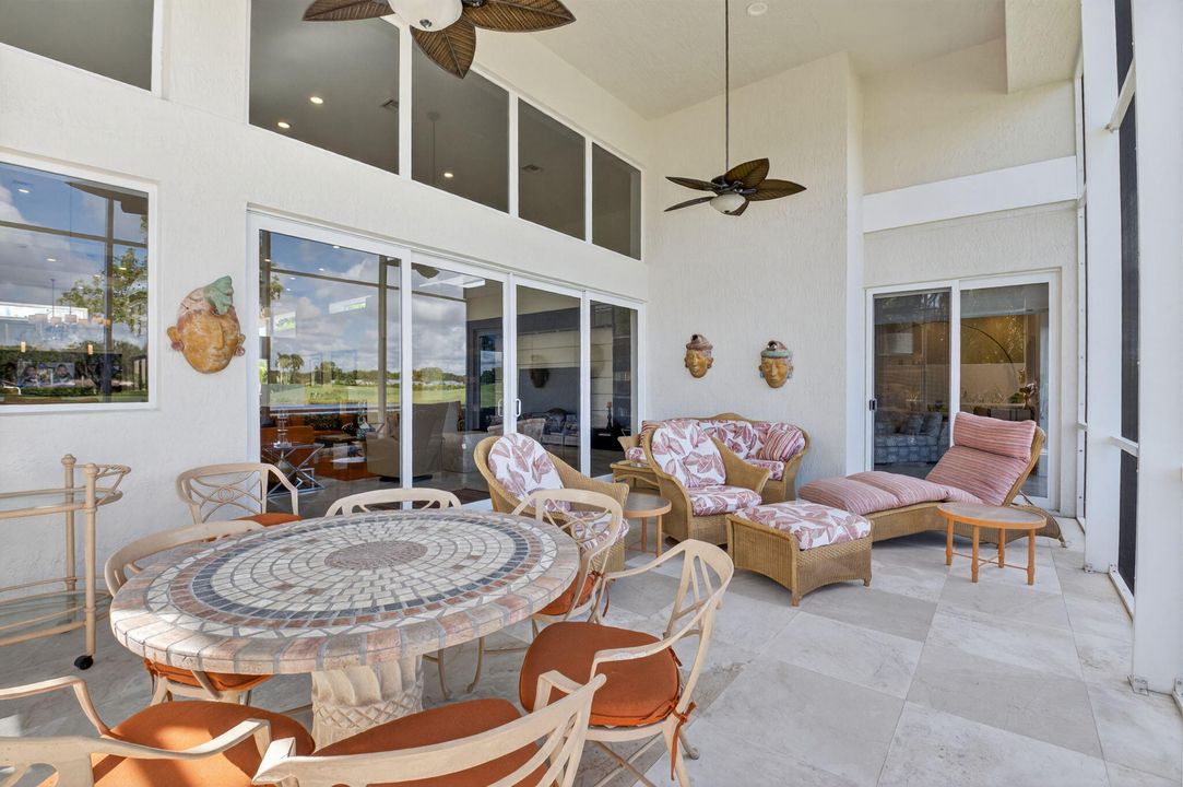 合同活跃: $2,900,000 (5 贝兹, 5 浴室, 4664 平方英尺)