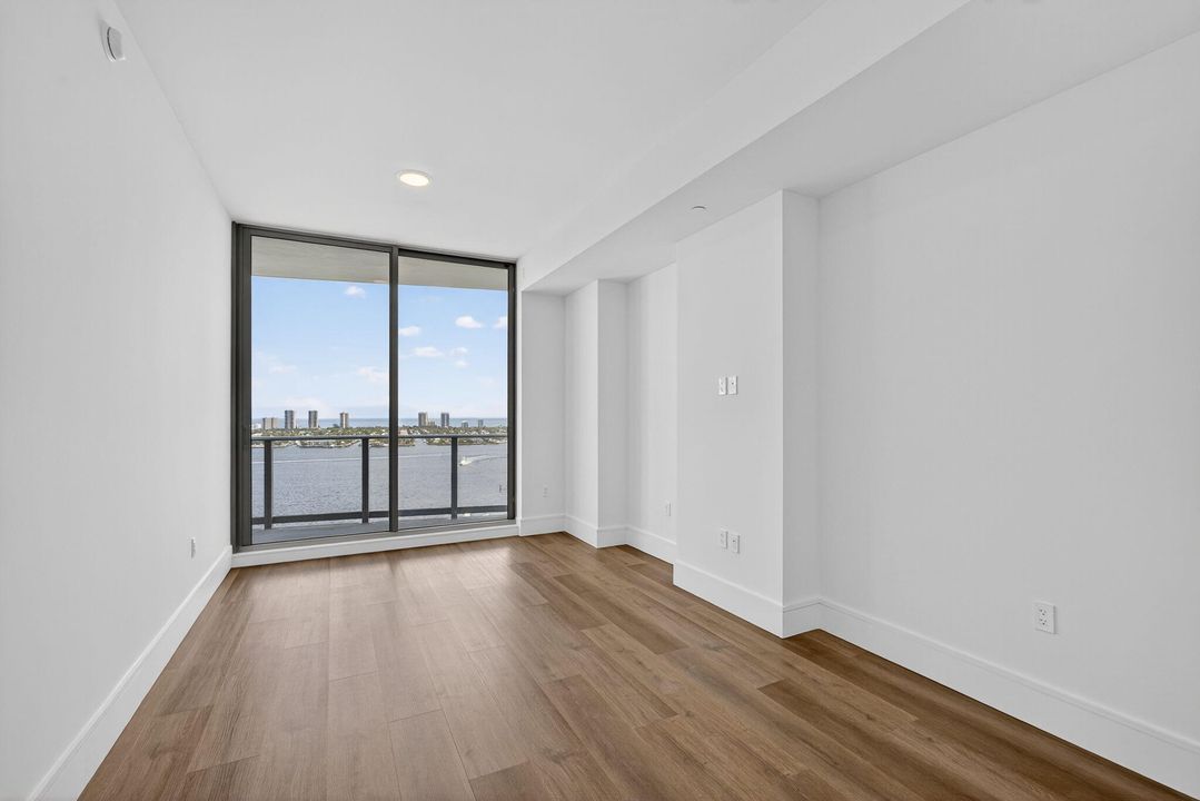 На продажу: $3,000,000 (3 спален, 3 ванн, 2232 Квадратных фут)