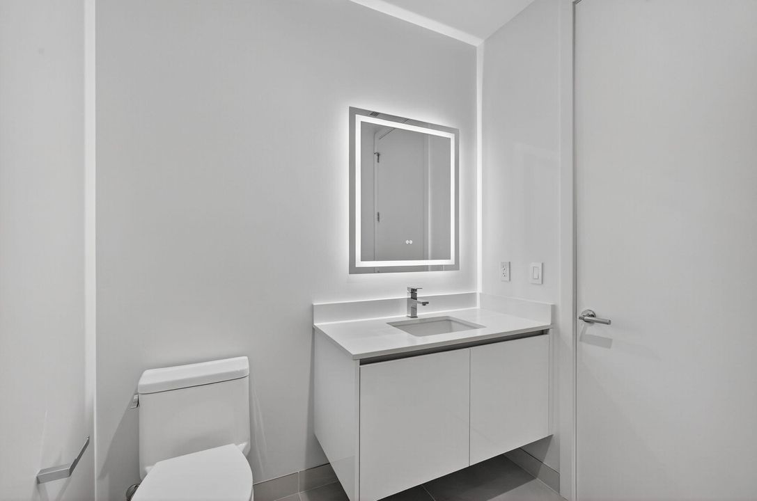 На продажу: $3,000,000 (3 спален, 3 ванн, 2232 Квадратных фут)