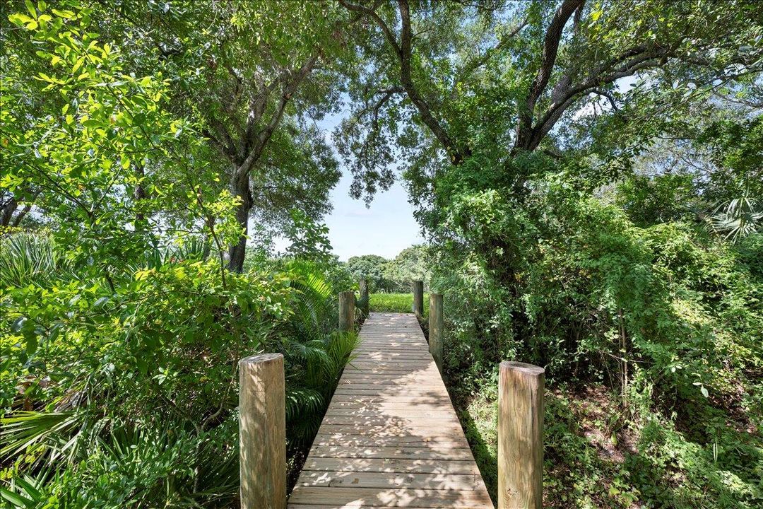 合同活跃: $1,500,000 (0 贝兹, 0 浴室, 0 平方英尺)