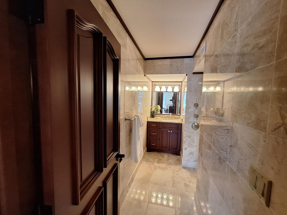 For Rent: $6,000 (3 beds, 3 baths, 1617 Square Feet)