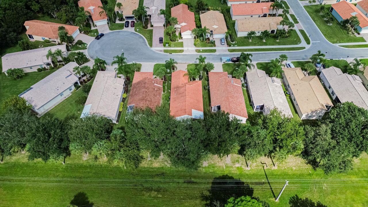 待售: $364,900 (2 贝兹, 2 浴室, 1650 平方英尺)