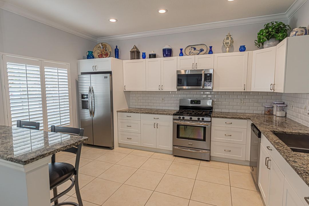 待售: $364,900 (2 贝兹, 2 浴室, 1650 平方英尺)