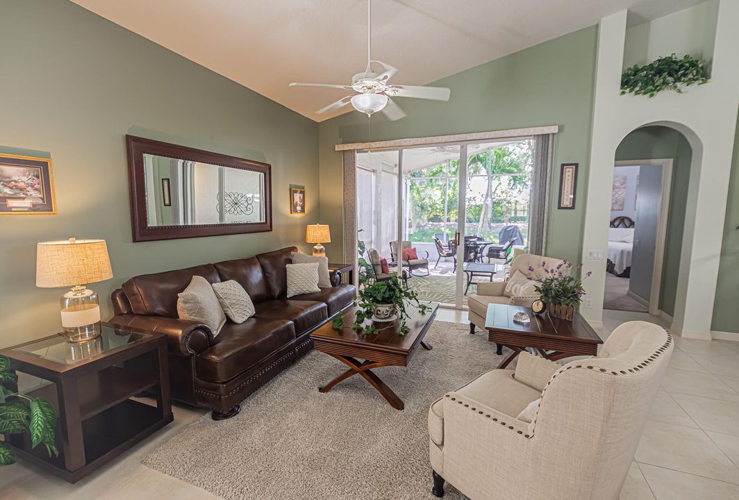 待售: $364,900 (2 贝兹, 2 浴室, 1650 平方英尺)