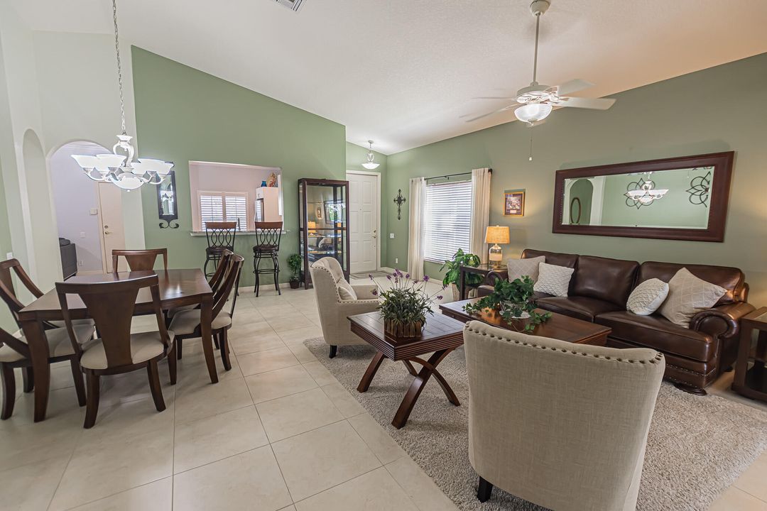 待售: $364,900 (2 贝兹, 2 浴室, 1650 平方英尺)