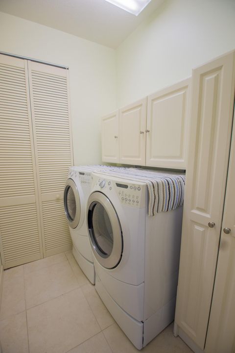 待售: $364,900 (2 贝兹, 2 浴室, 1650 平方英尺)