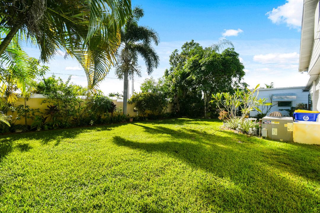 合同活跃: $179,000 (2 贝兹, 2 浴室, 1104 平方英尺)