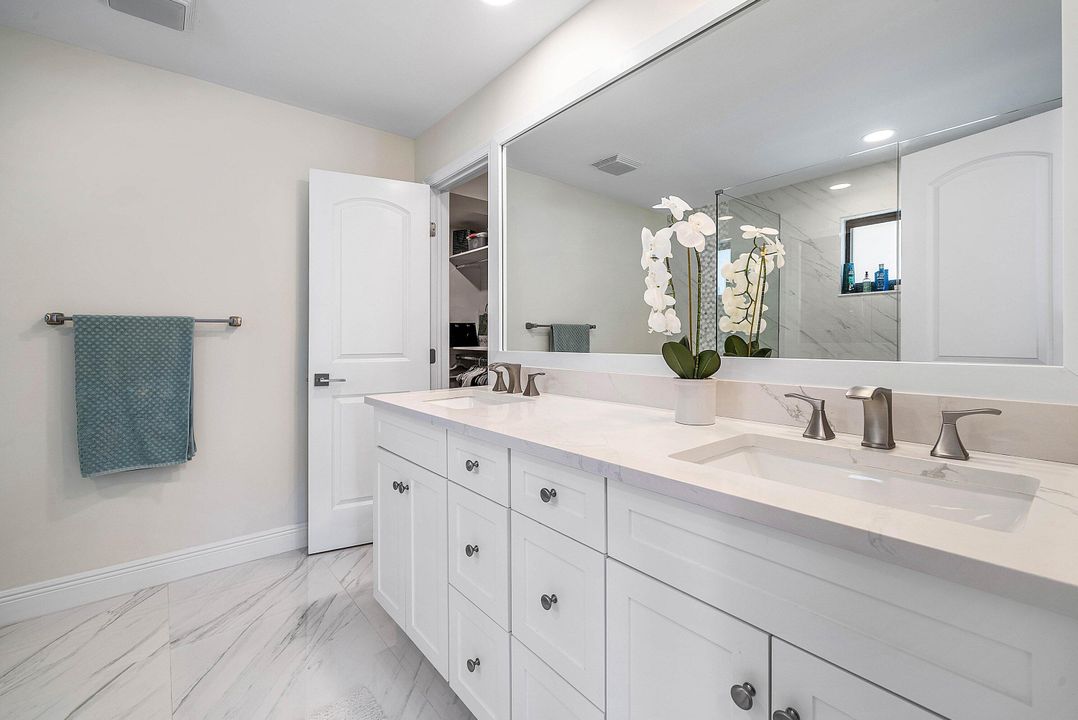 For Sale: $1,495,000 (3 beds, 2 baths, 2356 Square Feet)