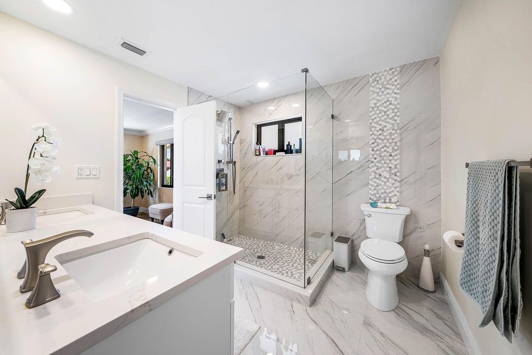 For Sale: $1,495,000 (3 beds, 2 baths, 2356 Square Feet)