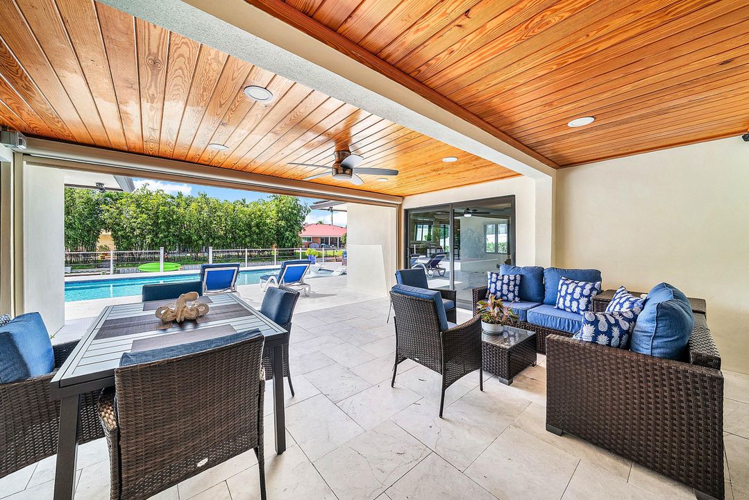 For Sale: $1,495,000 (3 beds, 2 baths, 2356 Square Feet)