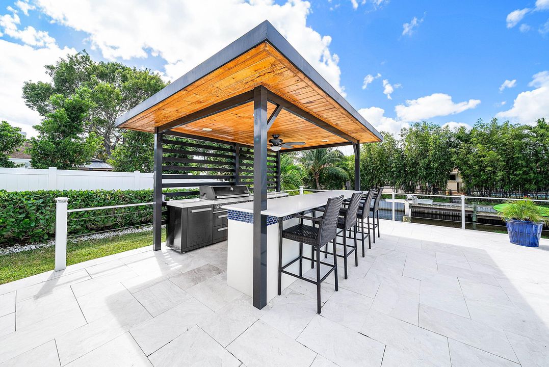 For Sale: $1,495,000 (3 beds, 2 baths, 2356 Square Feet)