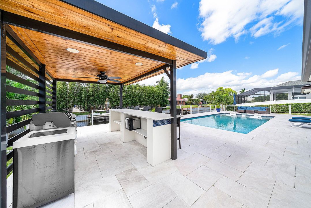 For Sale: $1,495,000 (3 beds, 2 baths, 2356 Square Feet)