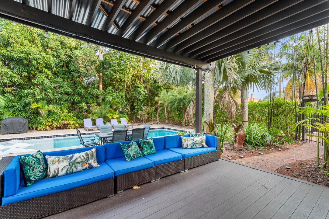 待售: $1,949,000 (0 贝兹, 0 浴室, 3643 平方英尺)