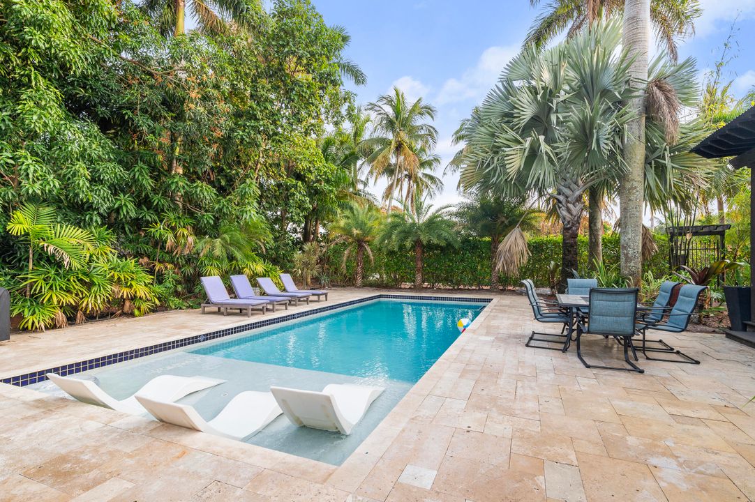 待售: $1,949,000 (0 贝兹, 0 浴室, 3643 平方英尺)